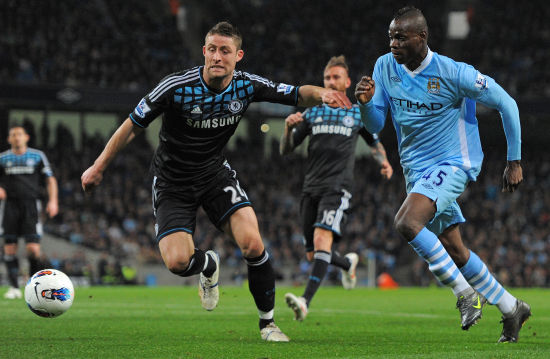 必須全力以 必須全力以